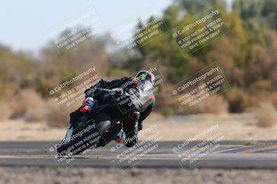 media/Dec-18-2022-SoCal Trackdays (Sun) [[8099a50955]]/Turn 7 Backside (1125am)/